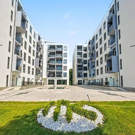 Tusso Apartment Golem (Tirana)