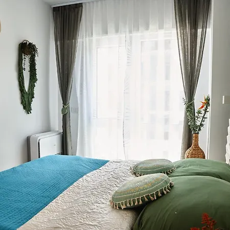 Tusso Apartment *
